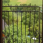 Majka - *