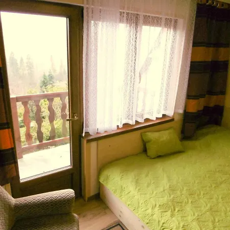 Majka - *